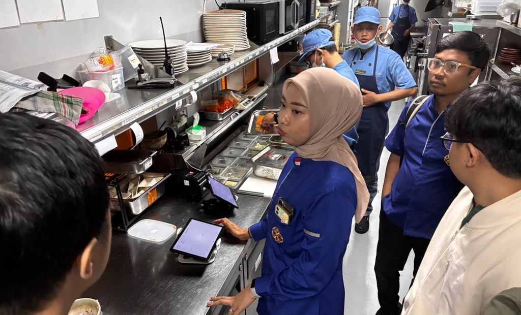Implementasi ERP Microsoft Dynamics 365 Business Central untuk Industri Food & Beverage 4:36 am Implementasi Microsoft Dynamics 365 Business Central di Hachi Group
